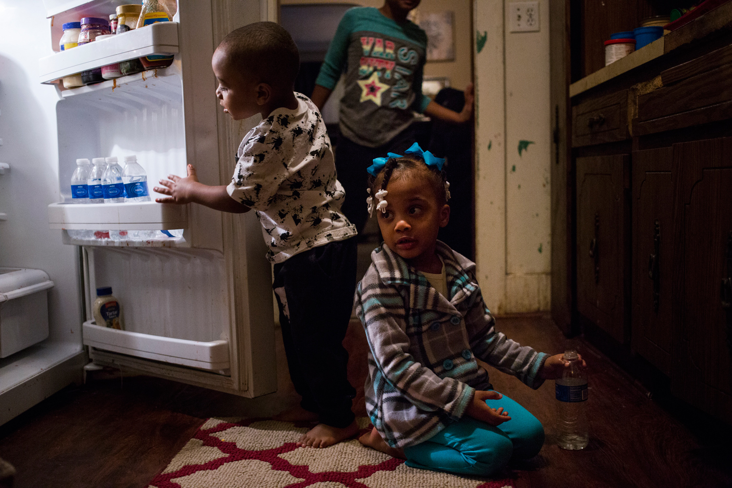 children in flint.jpg